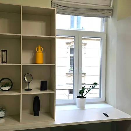 Апартаменти Doroshenka Street 19-4 *