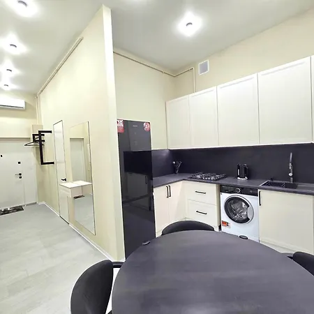 Doroshenka Street 19-4 Апартаменти