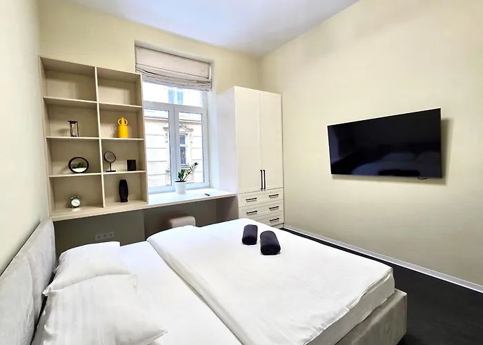 Doroshenka Street 19-4