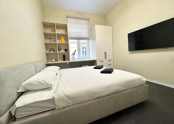 Doroshenka Street 19-4 Львів